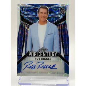 2023 Leaf Metal Pop Century Rob Riggle Blue Wave Auto 2/10 SP Modern Family